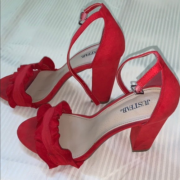 High heels - Picture 4 of 4